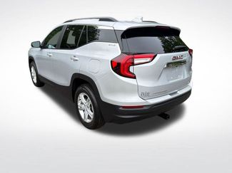 Certified 2022 GMC Terrain SLE w/ Driver Convenience Package AWD/4WD video 3