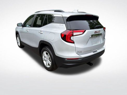 Certified 2022 GMC Terrain SLE w/ Driver Convenience Package AWD/4WD image 3