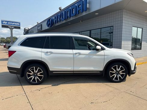 Used 2021 Honda Pilot Touring image 5