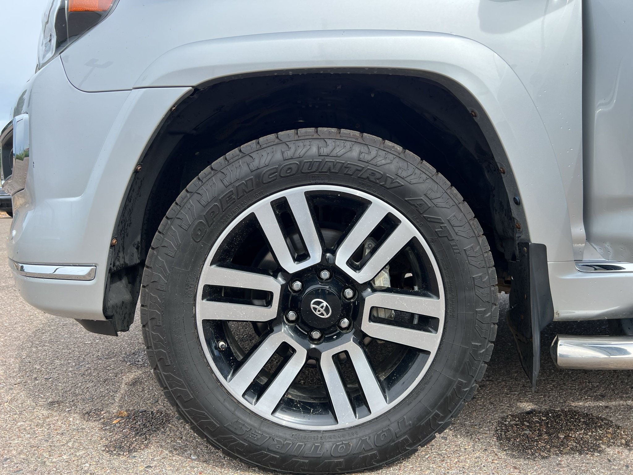 Used 2021 Toyota 4Runner Limited AWD/4WD image 28
