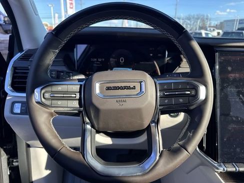 New 2026 GMC Acadia Denali w/ Super Cruise Package AWD/4WD image 17