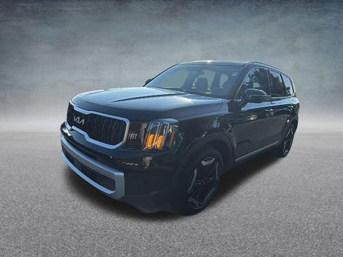Used 2024 Kia Telluride EX w/ EX Captain's Chair Package AWD/4WD image 6