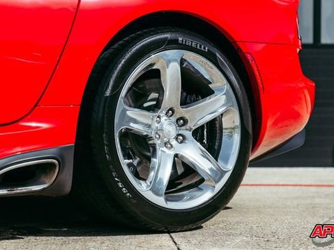 Used 2014 SRT Viper SRT-10 w/ Grand Touring Package RWD image 49