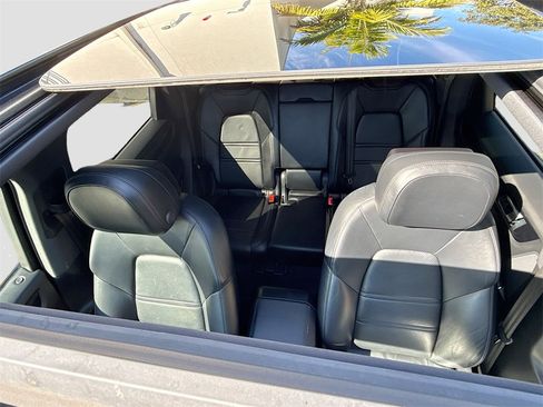 Used 2021 Porsche Cayenne S image 24