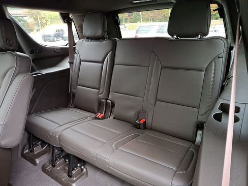 Used 2021 GMC Yukon Denali w/ Denali Ultimate Package image 11