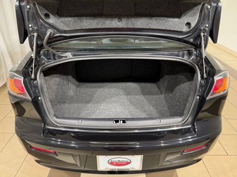 Used 2017 Mitsubishi Lancer LE image 11