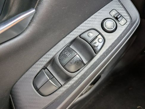 Certified 2024 Nissan Sentra SV FWD image 22