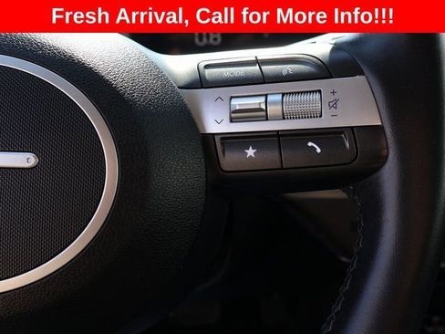Used 2025 Hyundai Kona SEL image 37