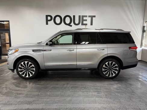 Used 2024 Lincoln Navigator Reserve AWD/4WD image 1