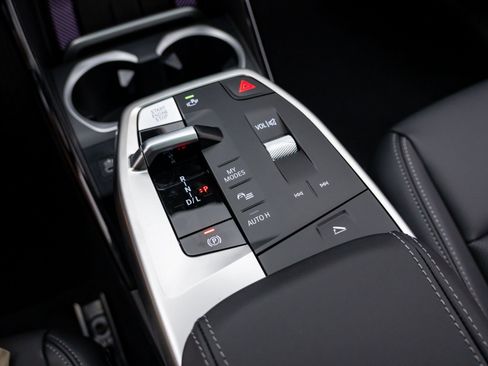 New 2026 BMW X2 xDrive28i w/ Convenience Package image 29