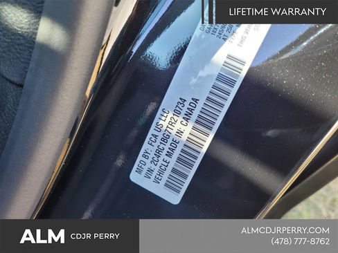 New 2026 Chrysler Pacifica Select FWD image 9
