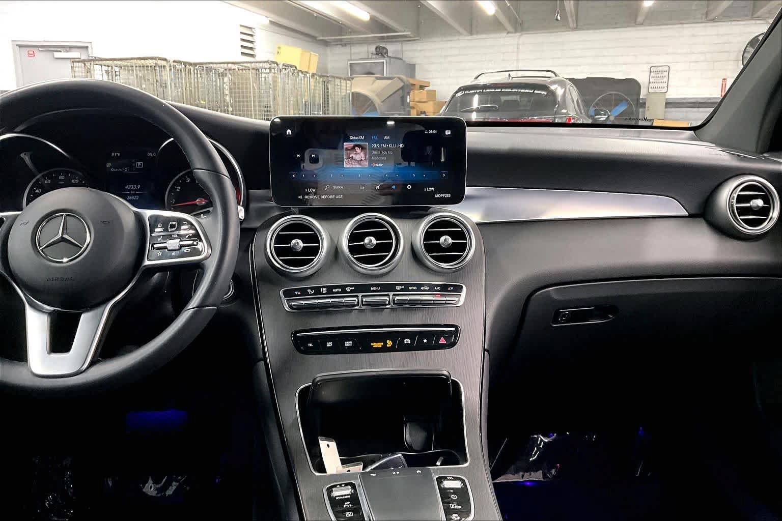 Used 2022 Mercedes-Benz GLC 300 image 33