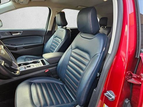 Used 2022 Ford Edge SEL w/ Sport Appearance Package AWD/4WD image 13