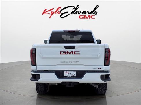 New 2025 GMC Sierra 2500 AT4 w/ AT4 Premium Plus Package image 6