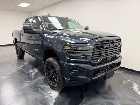 Used 2025 RAM 2500 Big Horn AWD/4WD image 18