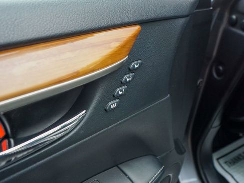 Used 2014 Lexus ES 300h image 19