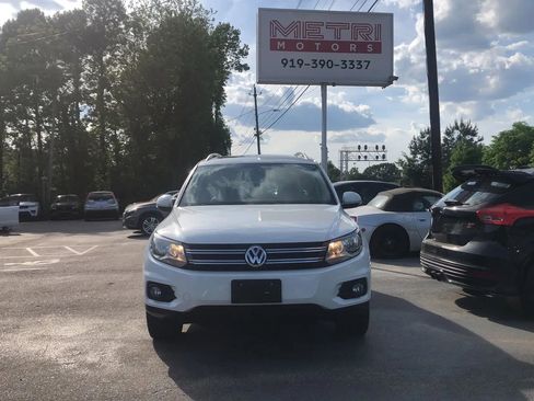 Used 2015 Volkswagen Tiguan SEL image 5