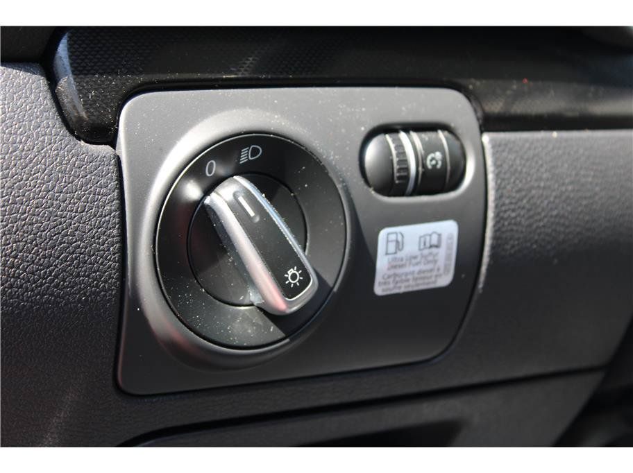 Used 2014 Volkswagen Jetta TDI FWD image 14