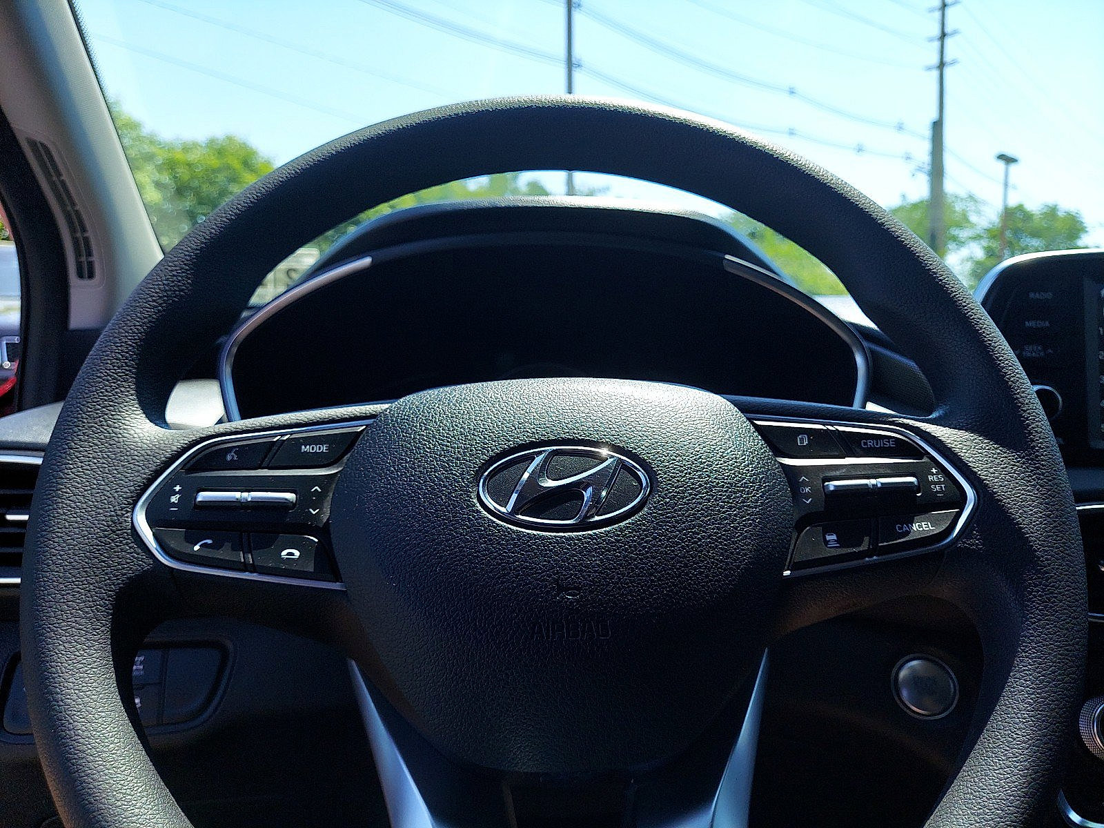 Used 2020 Hyundai Santa Fe SEL AWD/4WD image 17