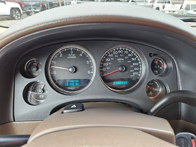 Used 2007 GMC Yukon XL SLT w/ SLT Preferred Equipment Group AWD/4WD image 31
