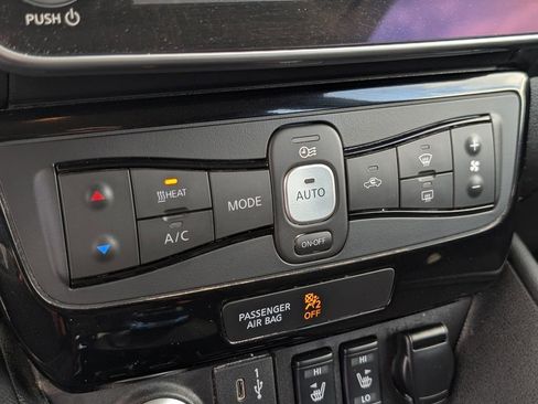 Used 2023 Nissan Leaf SV Plus image 25