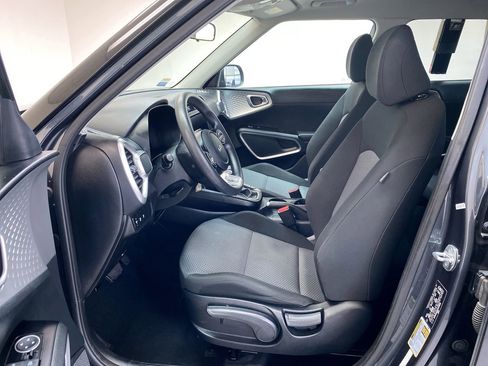 Certified 2023 Kia Soul LX w/ Option Group 015 image 16
