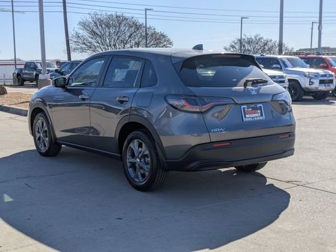 Used 2026 Honda HR-V LX image 8