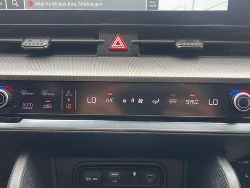 Used 2023 Kia Sportage SX AWD/4WD image 18