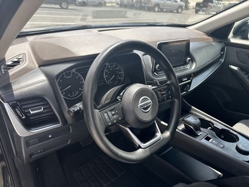 Used 2021 Nissan Rogue SV AWD/4WD image 18