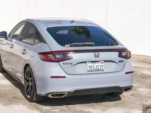 Used 2024 Honda Civic Sport Touring image 9