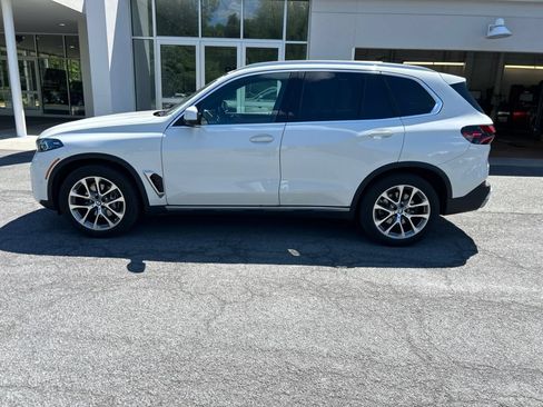 Used 2026 BMW X5 xDrive40i AWD/4WD image 2