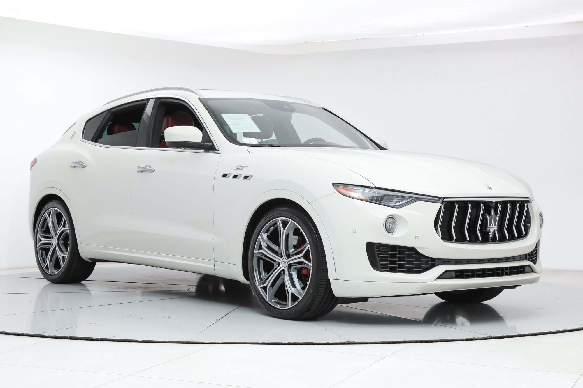 Used 2023 Maserati Levante GT AWD/4WD image 7