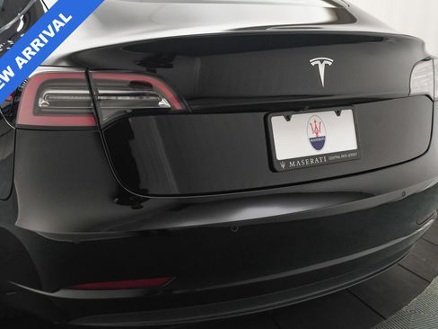 Used 2022 Tesla Model 3 image 21