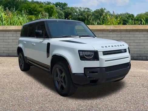 New 2026 Land Rover Defender 110 X-Dynamic SE AWD/4WD image 3