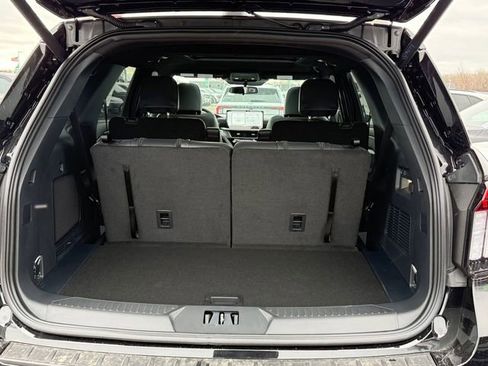 New 2026 Ford Explorer ST-Line image 5