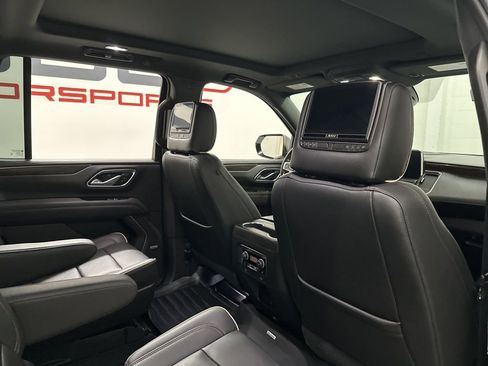 Used 2021 Chevrolet Tahoe Premier w/ Premium Package image 60