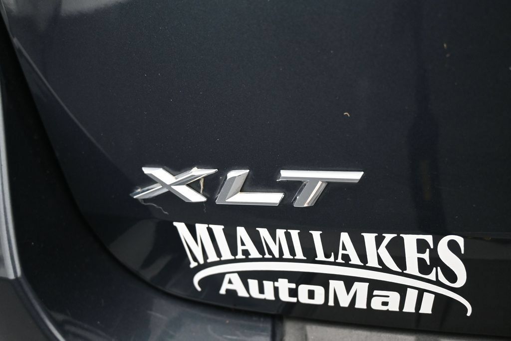 Used 2023 Ford Explorer XLT RWD image 32