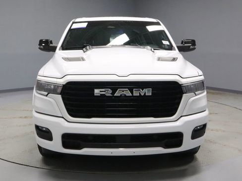 Used 2025 RAM 1500 Laramie w/ Sport Appearance Package AWD/4WD image 7