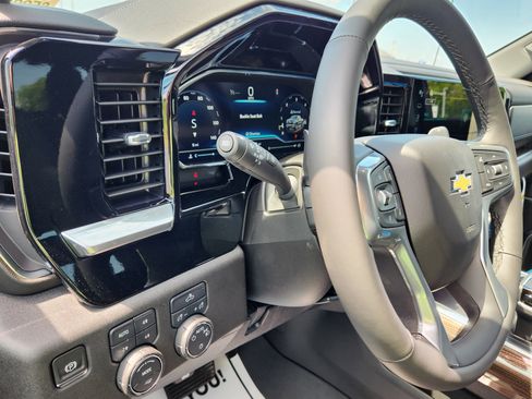 New 2025 Chevrolet Silverado 1500 LT image 13