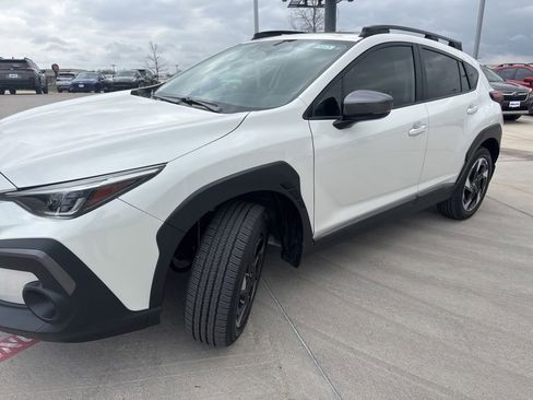 Certified 2025 Subaru Crosstrek 2.5i Limited w/ Crosstrek Mirror Package image 2