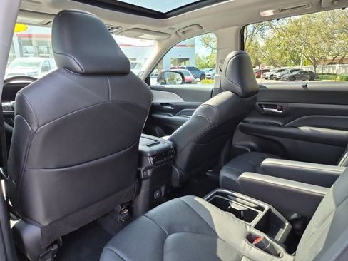 Certified 2024 Toyota Grand Highlander Limited image 14