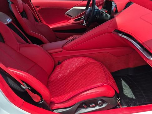 Used 2023 Chevrolet Corvette Z06 w/ Z07 Performance Package RWD image 19