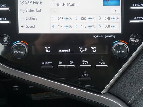 Certified 2018 Toyota Camry XSE image 13