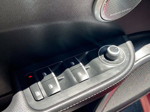Used 2020 Alfa Romeo Giulia Ti Sport AWD/4WD image 15