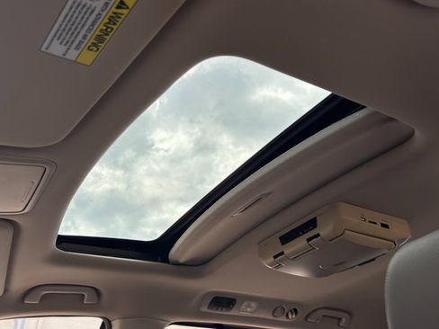 Used 2014 Honda Odyssey EX-L image 11