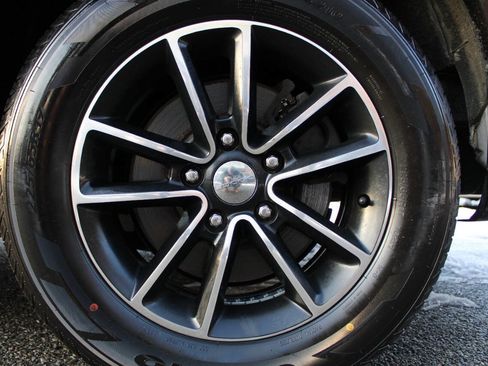 Used 2018 Dodge Grand Caravan GT image 20