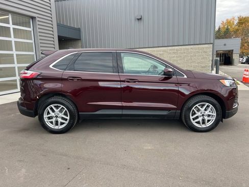 Certified 2024 Ford Edge SEL w/ Convenience Package image 4