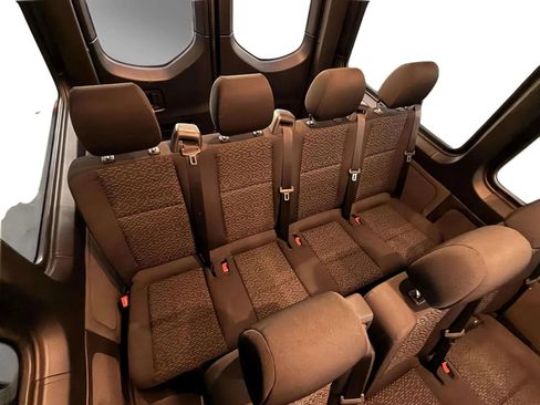 Used 2019 Mercedes-Benz Sprinter 2500 image 22