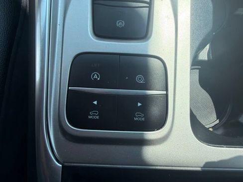 Used 2020 Ford Explorer Limited w/ Class III Trailer Tow Package RWD image 43