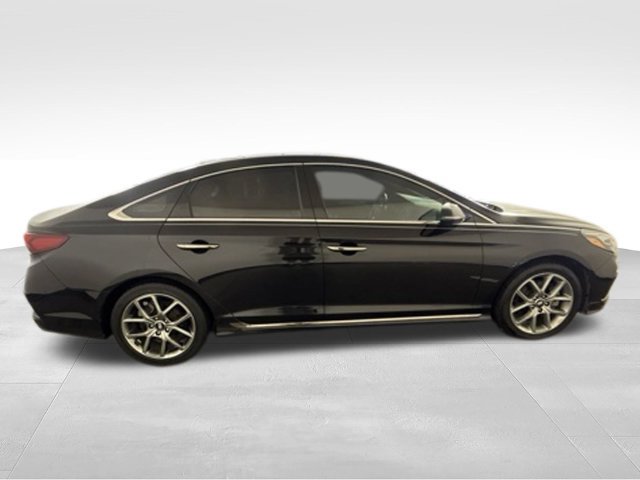 Used 2019 Hyundai Sonata Limited FWD image 11